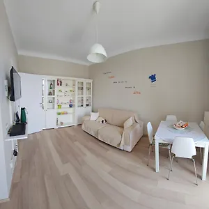 La Nostra Casa In Corte Milano